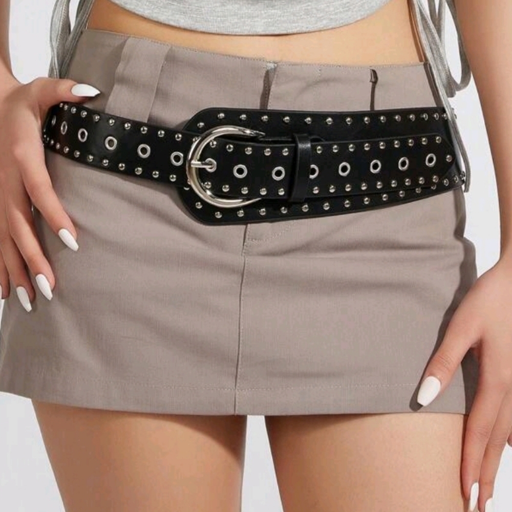 Black Faux Leather Grommet Chunky Belt Studded Silver Buckle Emo Punk Y2K